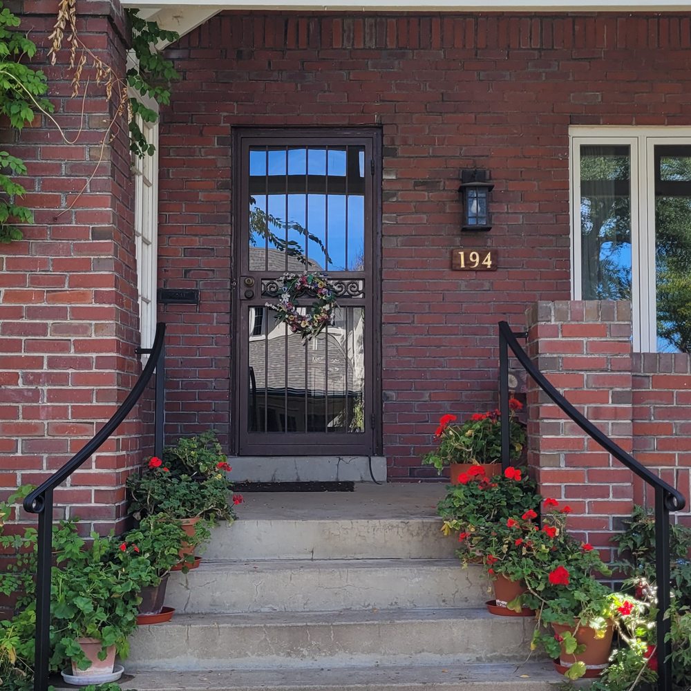 FenceRight Company - Graceful handrails - Fences & Gates Near Me - Denver, Colorado FenceRight Company - Graceful handrails - Fences & Gates Near Me - Denver, Colorado