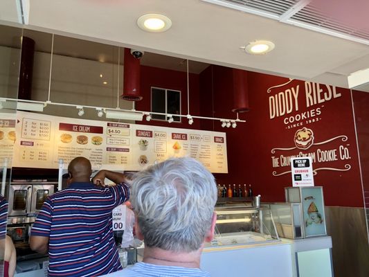 Diddy Riese by null
