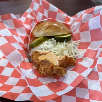 Hangry Joe's Hot Chicken - Sando - Chicken Shop Near Me - Wheaton, Maryland