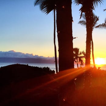 Japengo - Incredible sunset view. - Asian Fusion Near Me - Lahaina, Hawaii Japengo - Incredible sunset view. - Asian Fusion Near Me - Lahaina, Hawaii