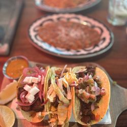 Kalaveras-Temecula - Tacos de asada, pollo and adobada. Rice n beans .