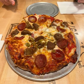 Pizza Farm - Small thick crust pizza with pepperoni, meatballs, 1/2 w/olives - Pizza Near Me - Rockmart, Georgia Pizza Farm - Small thick crust pizza with pepperoni, meatballs, 1/2 w/olives - Pizza Near Me - Rockmart, Georgia