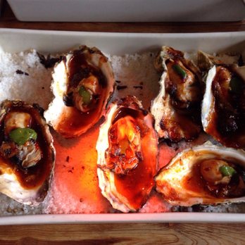 Nudo Negro - Grilled oysters ($220 pesos)--fantastic! - Mexican Near Me - México, D.F., DIF Nudo Negro - Grilled oysters ($220 pesos)--fantastic! - Mexican Near Me - México, D.F., DIF