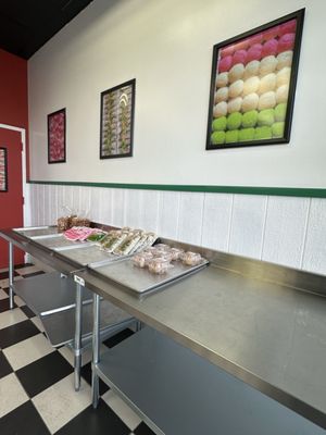 Niam Nom Tsu's Asian Deli LLC by null