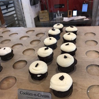 Red Velvet Cupcakery - Bakeries Near Me - Washington, DC, District of Columbia