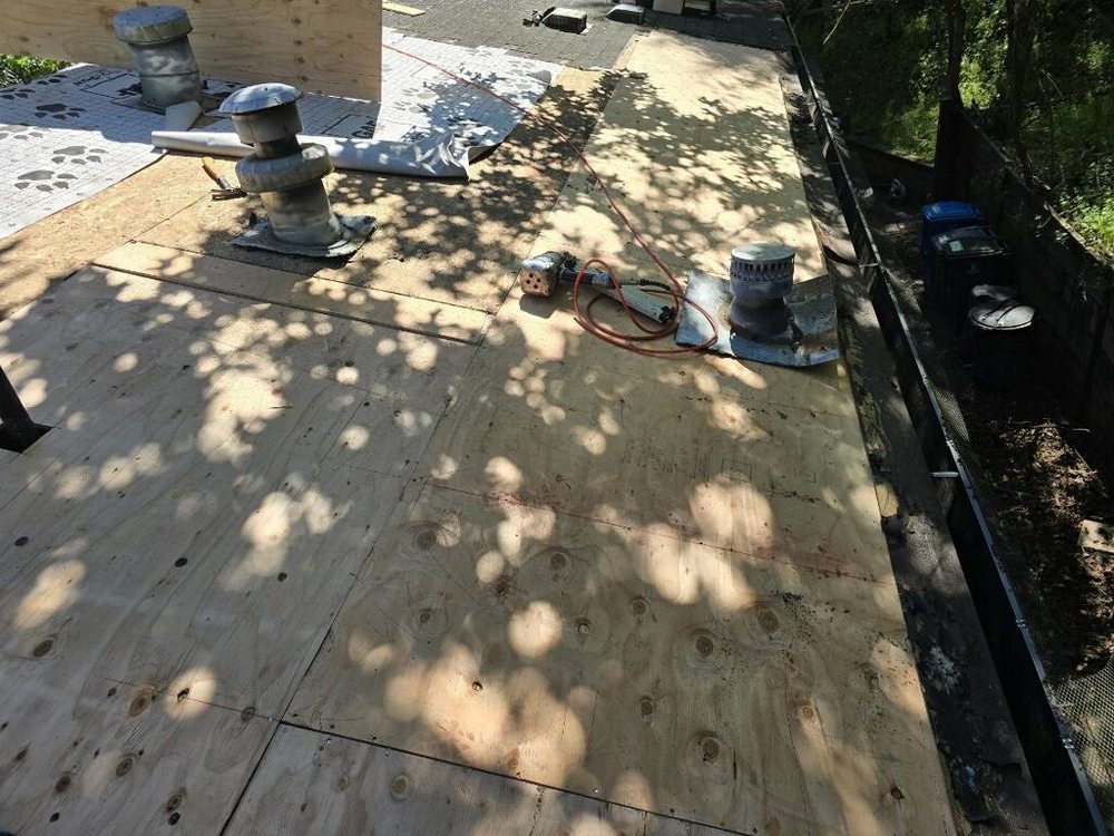 Slide of GORILLA ROOFING