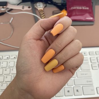 Nails by Nia - Aprés gel x - Nail Technicians Near Me Nails by Nia - Aprés gel x - Nail Technicians Near Me
