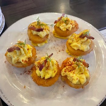 The Oakmont - Deliver eggs - American Near Me - Indianapolis, Indiana The Oakmont - Deliver eggs - American Near Me - Indianapolis, Indiana
