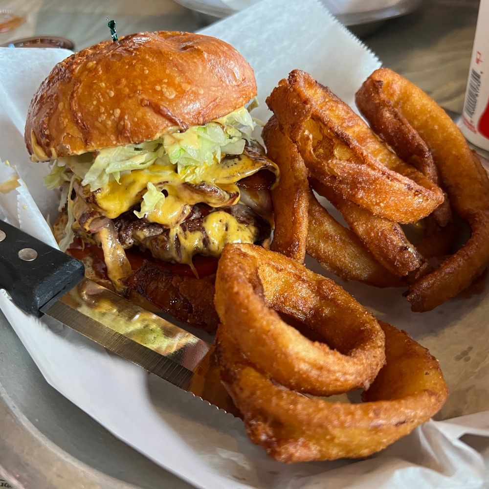 Aaron Schat's Roadhouse - Walker Texas Ranger burger and Onion Rings - American Near Me - Bishop, California Aaron Schat's Roadhouse - Walker Texas Ranger burger and Onion Rings - American Near Me - Bishop, California