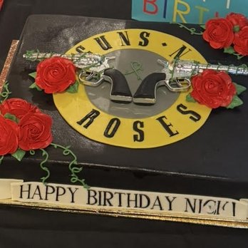Celebrity Cake Studio - Desserts Near Me - Tacoma, Washington
