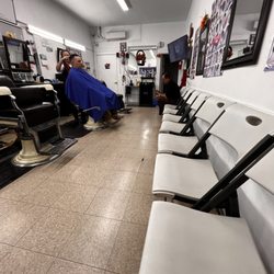 Rudy's Barber Shop - Waiting Area
