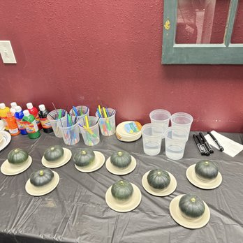 The Clove Cafe - Pumpkins to paint - Bakeries Near Me - Hurst, Texas