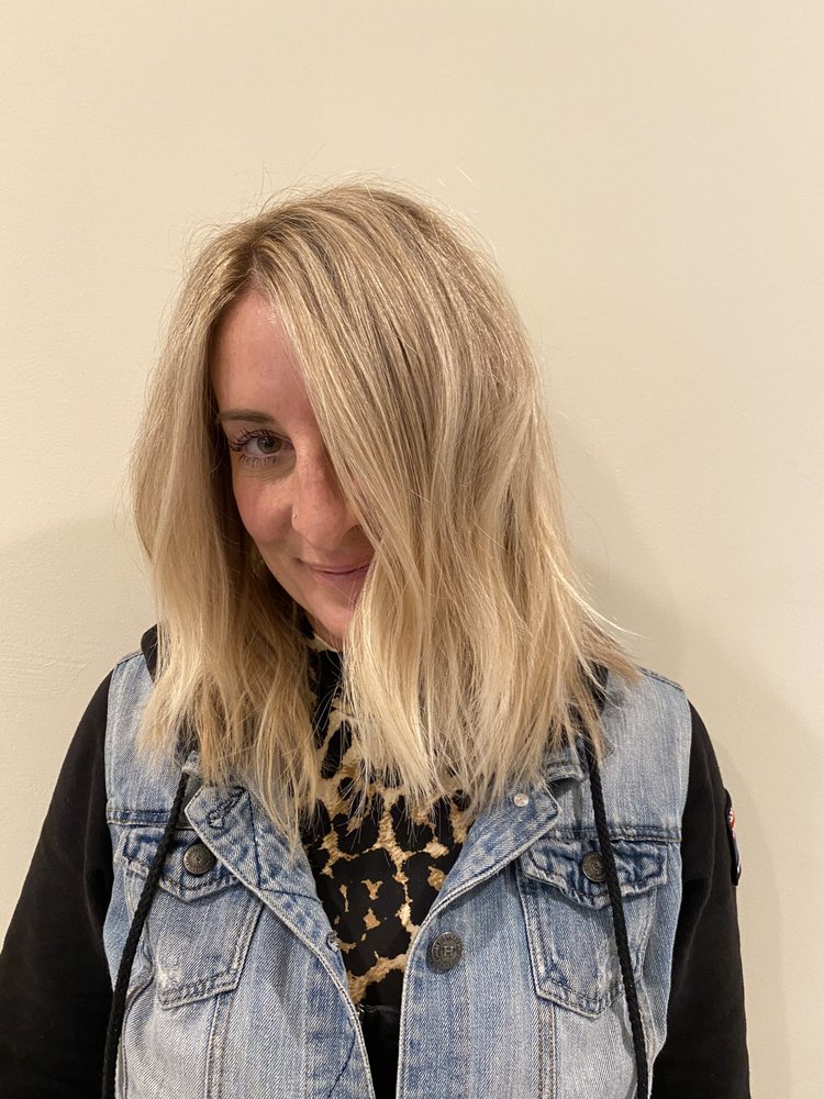 Hannah Marie Hair Logo