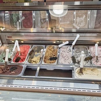 Carraras Cafe - Gelato - Cafes Near Me - Camarillo, California Carraras Cafe - Gelato - Cafes Near Me - Camarillo, California