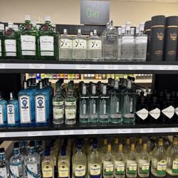 Hefner Liquor