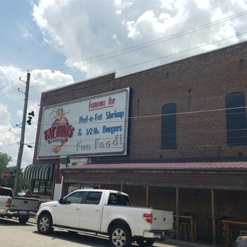 Fat Edd's Roadhouse - side of the building - New American Near Me - Metropolis, Illinois