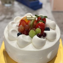 Fresh Cream Cake