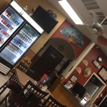 Rey's Cuban Cafe - Dining area - Cuban Near Me - Fern Park, Florida Rey's Cuban Cafe - Dining area - Cuban Near Me - Fern Park, Florida