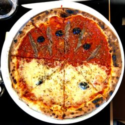 Yachting Club de la Pointe Rouge - Pizza moitié moitié
