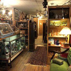 Backroads Antiques