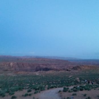 Horseshoe Bend - Walking to Horseshoe Bend - Hiking Near Me - Page, Arizona