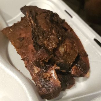 BBQ Saloon - Dry hard ribs - Barbeque Near Me - Saint Louis, Missouri