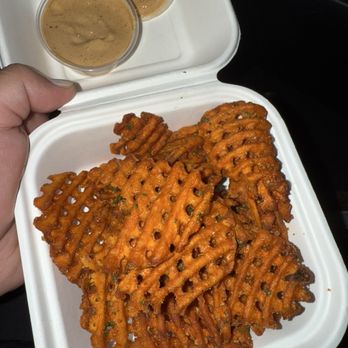 Spitz - Chandler - Sweet potato fries with garlic aioli - Mediterranean Near Me - Chandler, Arizona
