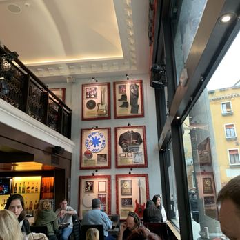 Hard Rock Cafe - Entrance - American Near Me - Venezia, VE
