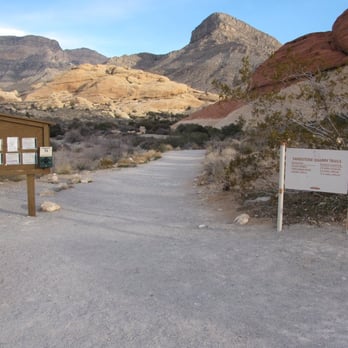Calico Tanks Trail - The trailhead at Sandstone Quarry. - Hiking Near Me - Las Vegas, Nevada Calico Tanks Trail - The trailhead at Sandstone Quarry. - Hiking Near Me - Las Vegas, Nevada