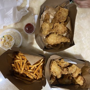Mr. Dak - 8 wings, 4 drumstick combo - Chicken Wings Near Me - Flushing, New York