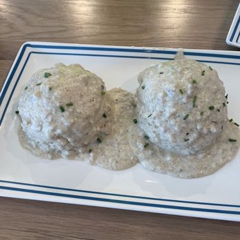 Biscuit Belly - Acworth - Biscuits and gravy - Breakfast & Brunch Near Me - Acworth, Georgia