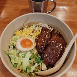 坐忘 - Slow cooked pork cartilage in curry udon