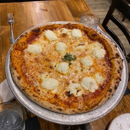 Four on the Floor Pizza - Regular