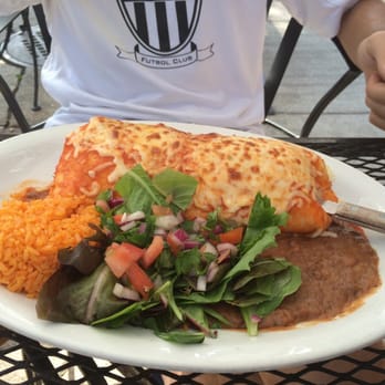 Cafe El Tapatio - Burrito Suzio - Mexican Near Me - Chicago, Illinois Cafe El Tapatio - Burrito Suzio - Mexican Near Me - Chicago, Illinois