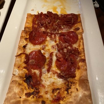 BJ's Restaurant & Brewhouse - Pepperoni Extreme Flatbread - Breweries Near Me - Lutz, Florida