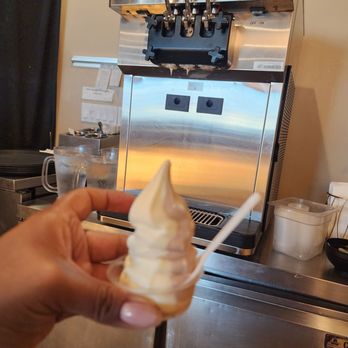 Kizame Sushi - Ice cream machine - Sushi Bars Near Me - West Hills, California Kizame Sushi - Ice cream machine - Sushi Bars Near Me - West Hills, California