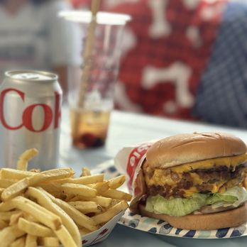 In-N-Out Burger - 3x3, onions both ways, no tomato, fries IG: @ammysalamii - Burgers Near Me - Porter Ranch, California