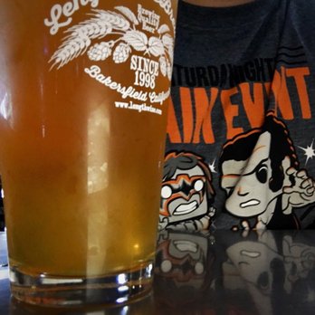 Lengthwise: The Pub - American Near Me - Bakersfield, California