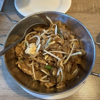 IPOH Garden Malaysian Cuisine - NR01. Char Koay Teow - Malaysian Near Me - Millbrae, California IPOH Garden Malaysian Cuisine - NR01. Char Koay Teow - Malaysian Near Me - Millbrae, California
