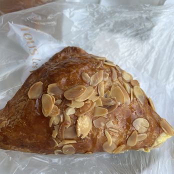 Tous Les Jours - Bakeries Near Me - Buffalo Grove, Illinois Tous Les Jours - Bakeries Near Me - Buffalo Grove, Illinois