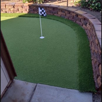 Southwind Landscaping - Residential Turf + Putting Green Instal - Artificial Turf Near Me - Pasadena, California