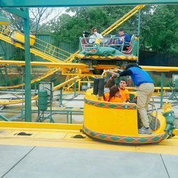 Ragin' Cajun - The cars only seat 4 and aren't very comfortable. You load/unload while the ride is still in motion, so look alive!