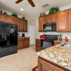 Trish Kirby - Realty ONE Group MVP - best realtor in cape coral