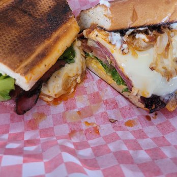 Bonne Sante Broadway - Pastrami rueben.. mouth watering goodness - Sandwiches Near Me - Burlingame, California Bonne Sante Broadway - Pastrami rueben.. mouth watering goodness - Sandwiches Near Me - Burlingame, California