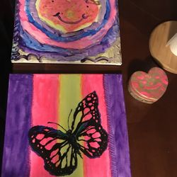Art Escape - Couple art canvas pieces.