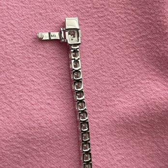 Master Fix Jewelers - The laser weld near the groove looks very nicely done. - Watch Repair Near Me - Campbell, California Master Fix Jewelers - The laser weld near the groove looks very nicely done. - Watch Repair Near Me - Campbell, California