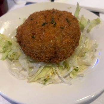 Acme Oyster House - Crab cake - Cajun/Creole Near Me - Baton Rouge, Louisiana