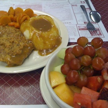 Boyd & Wurthmann Restaurant - Desserts Near Me - Berlin, Ohio