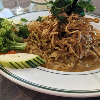 Thai Square - Thai Near Me - Greensboro, North Carolina