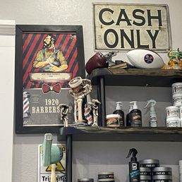Products and decor. They accept Venmo and Zelle aside from cash payments. Products and decor. They accept Venmo and Zelle aside from cash payments.